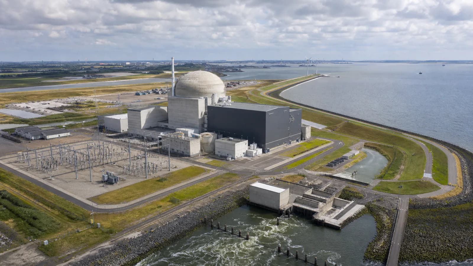 Opwek en opslag in een zakelijk energiesysteem voor kernenergie in Nederland